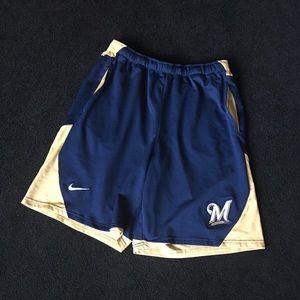 NIKE Men’s Shorts Milwaukee Brewers